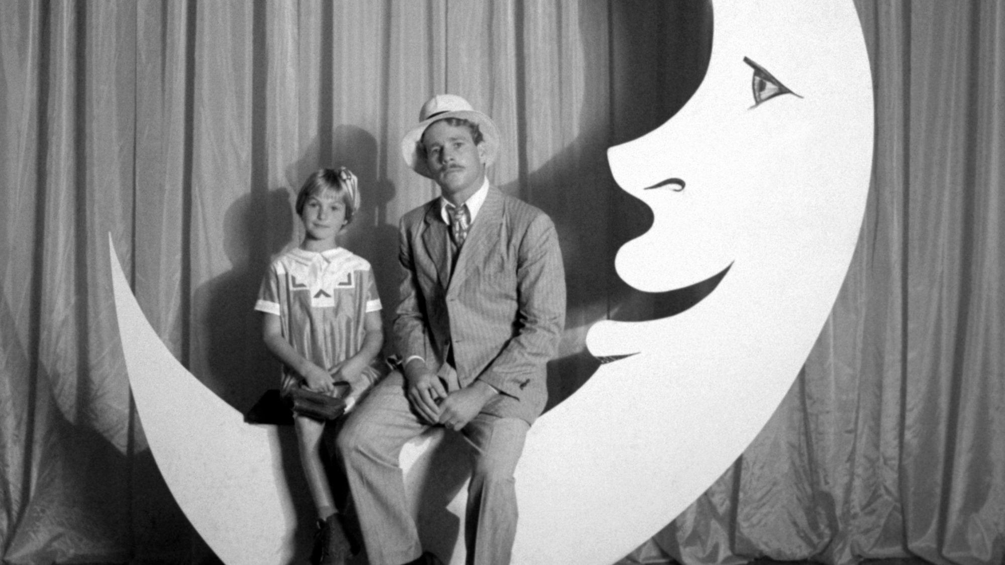 Paper Moon Background