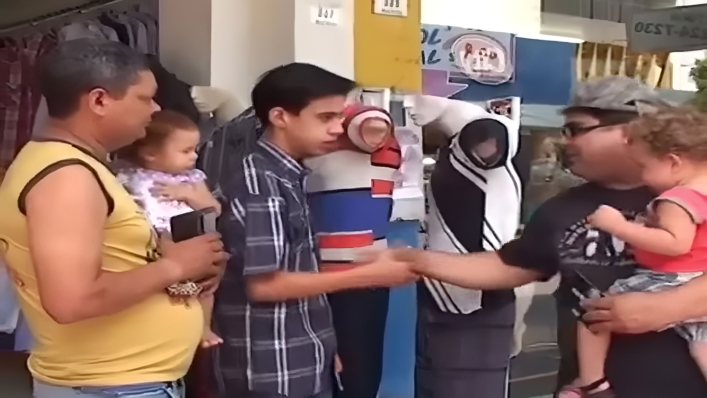 Agora Bem Ai! 2 - O Troco Background