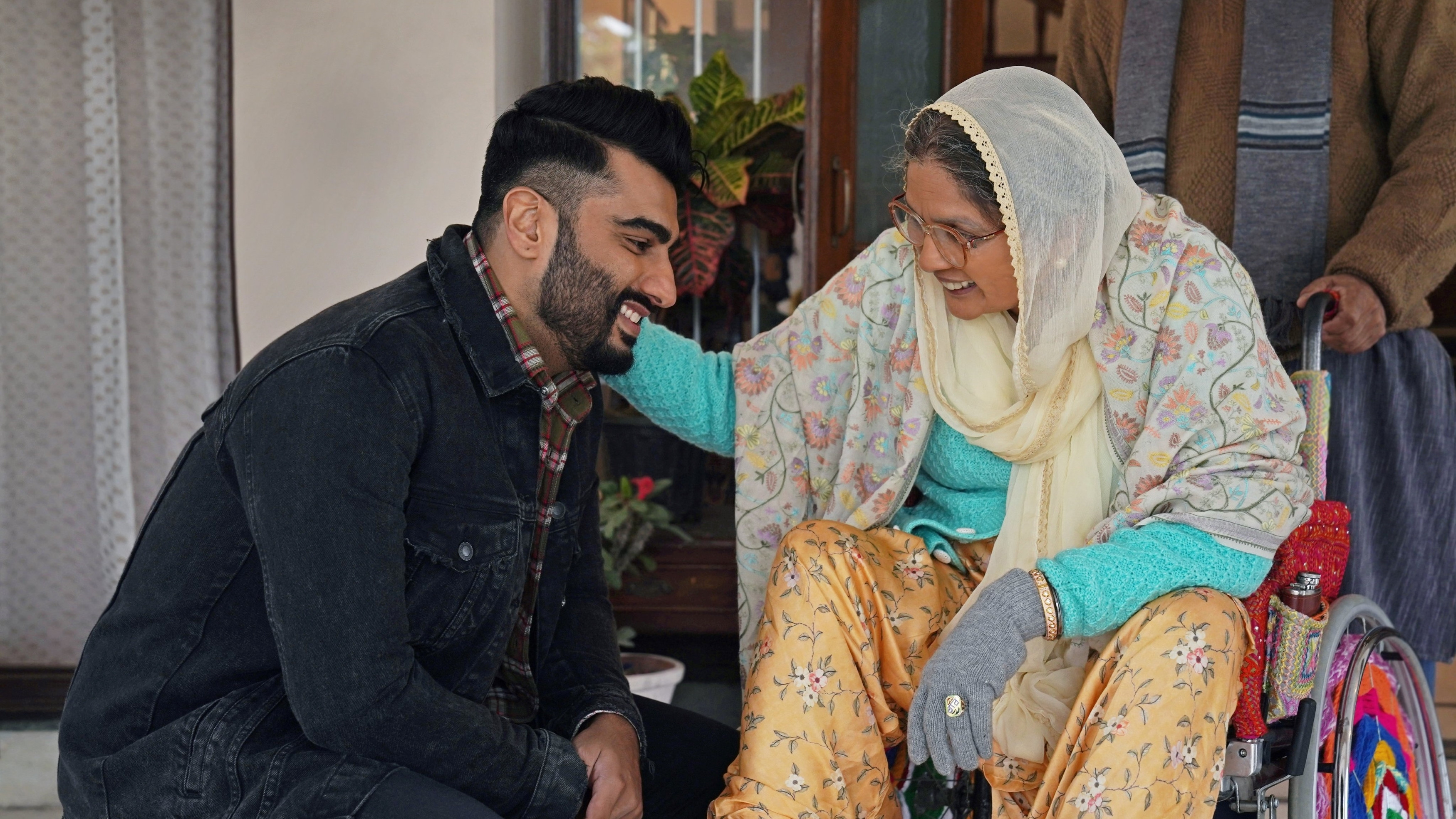 Sardar Ka Grandson Background