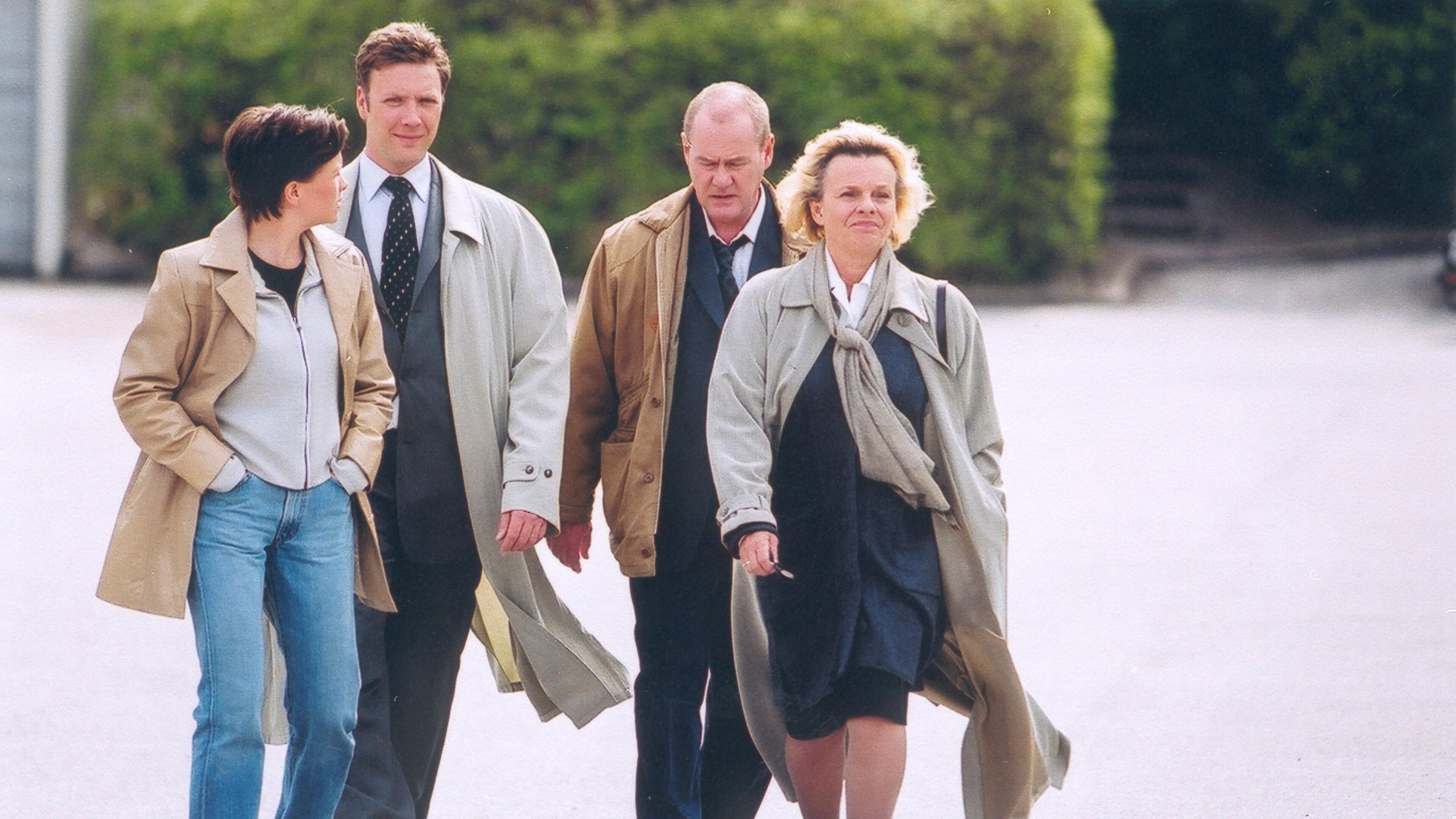 Beck 15 - The Boy in the Glass Ball Background