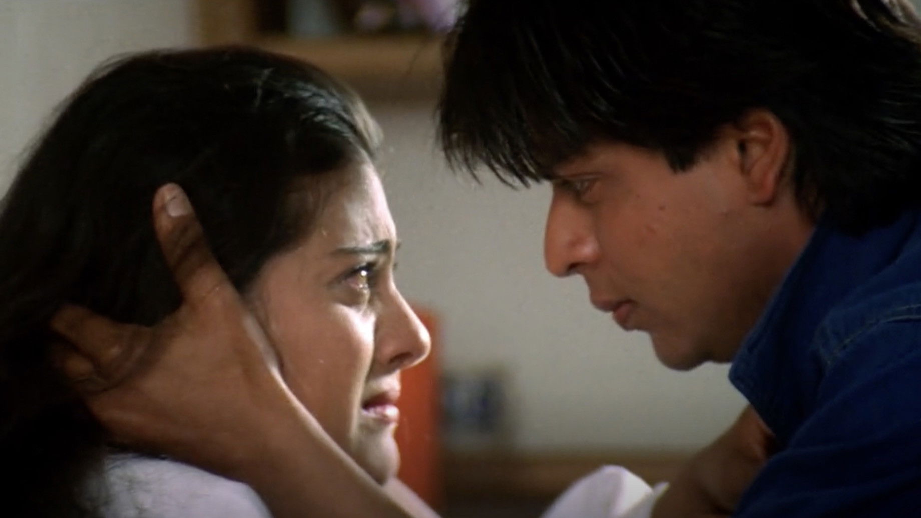Dilwale Dulhania Le Jayenge Background