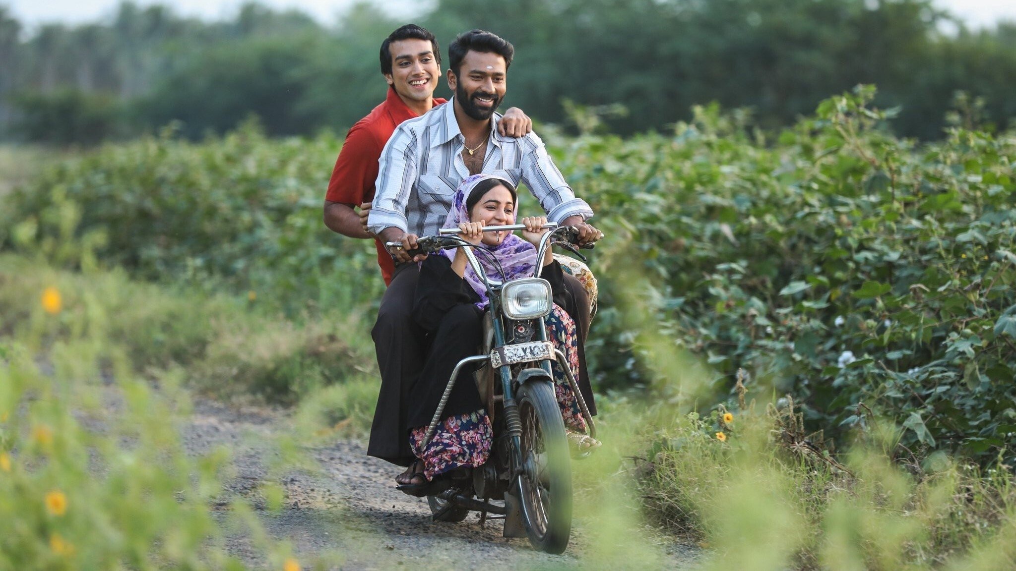 Paava Kadhaigal Background