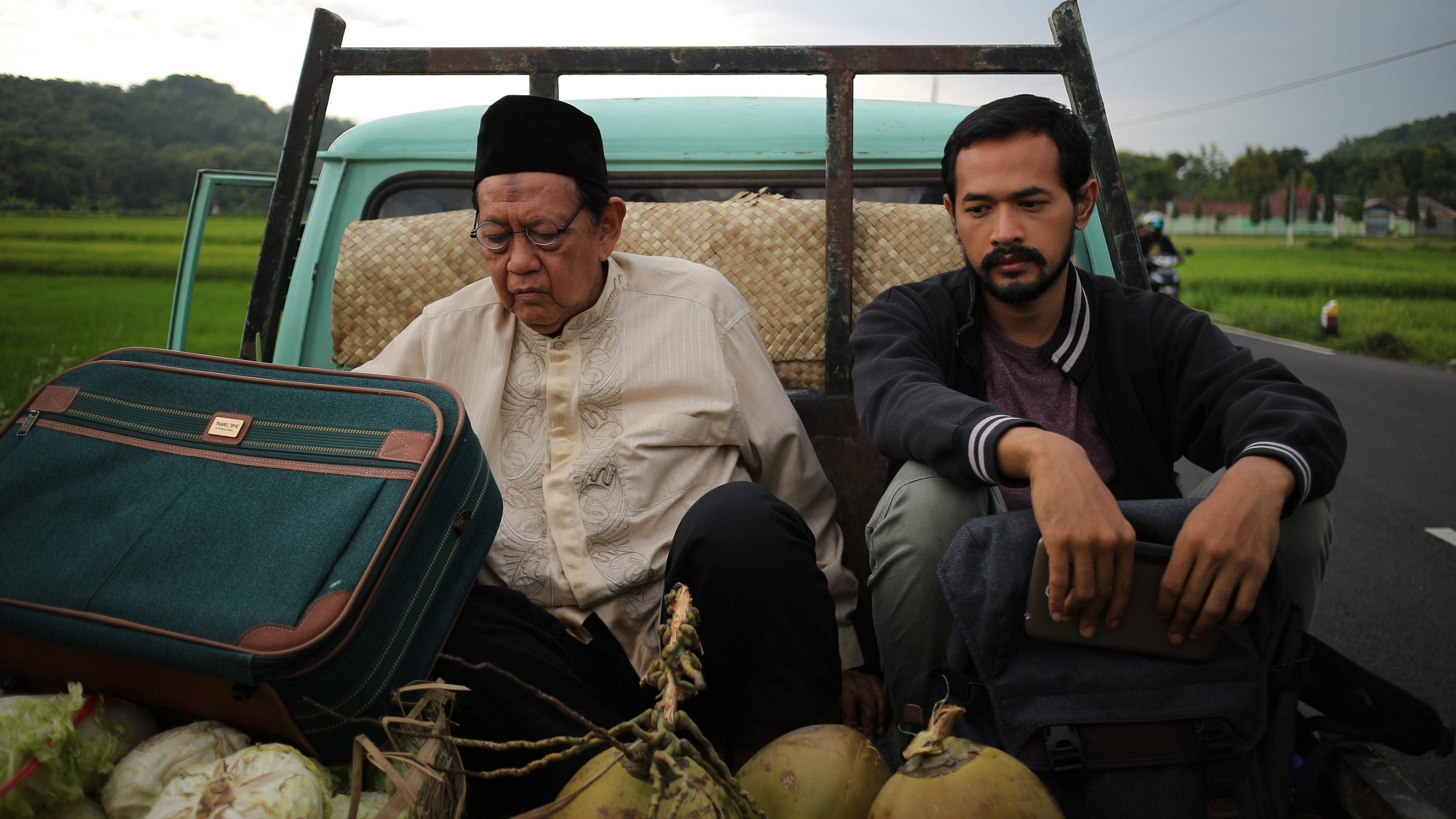 The Crescent Moon Background