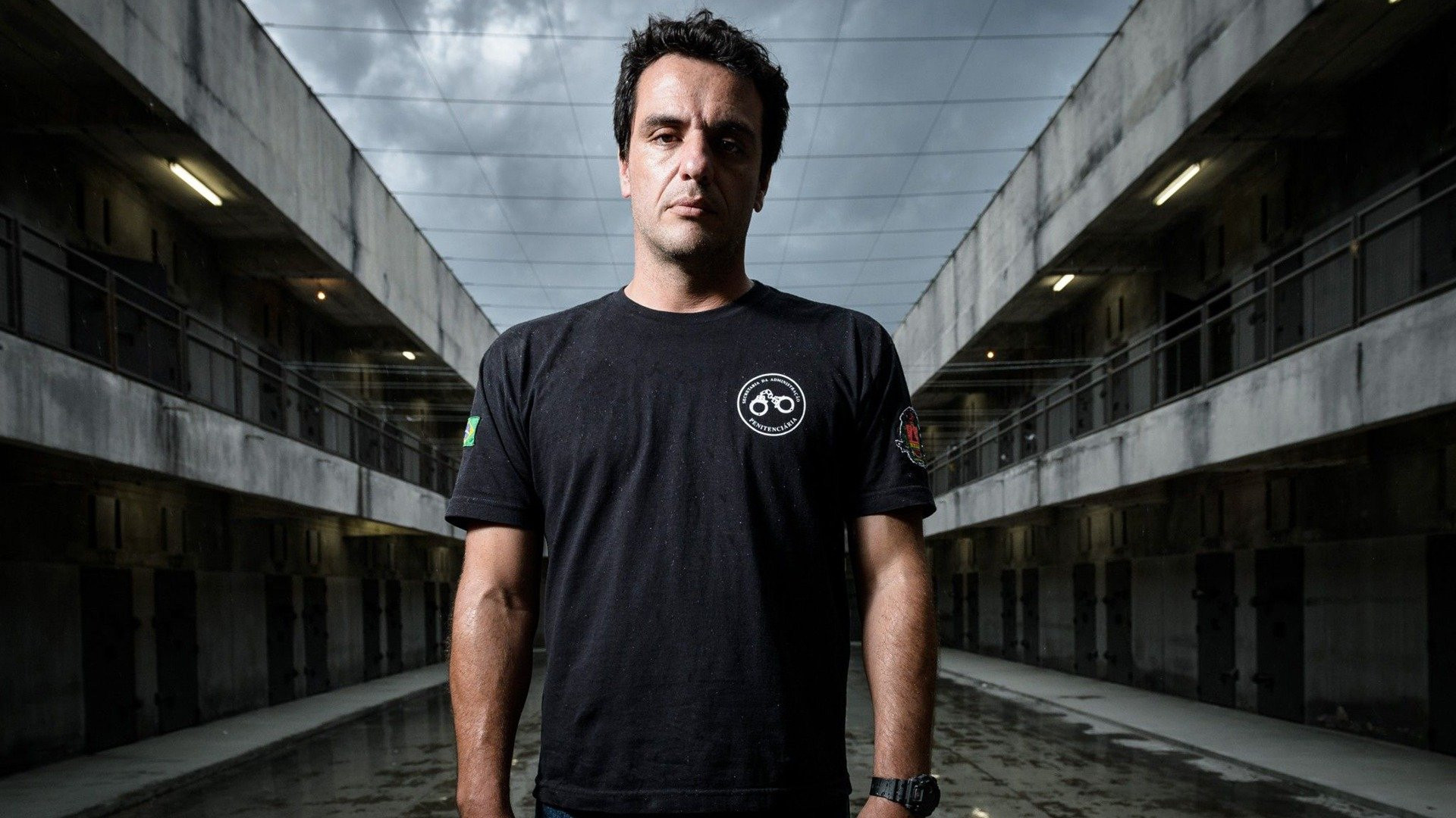 Carcereiros Background