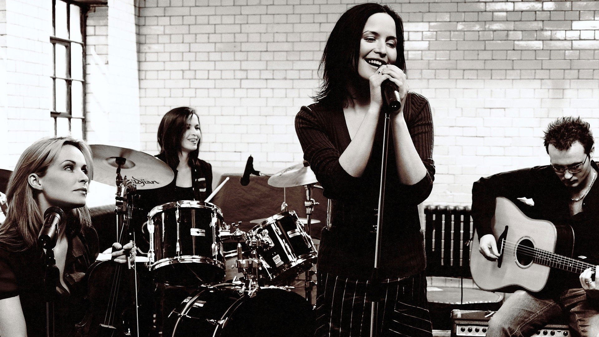 The Corrs - Live in Montreux Jazz Festival Background