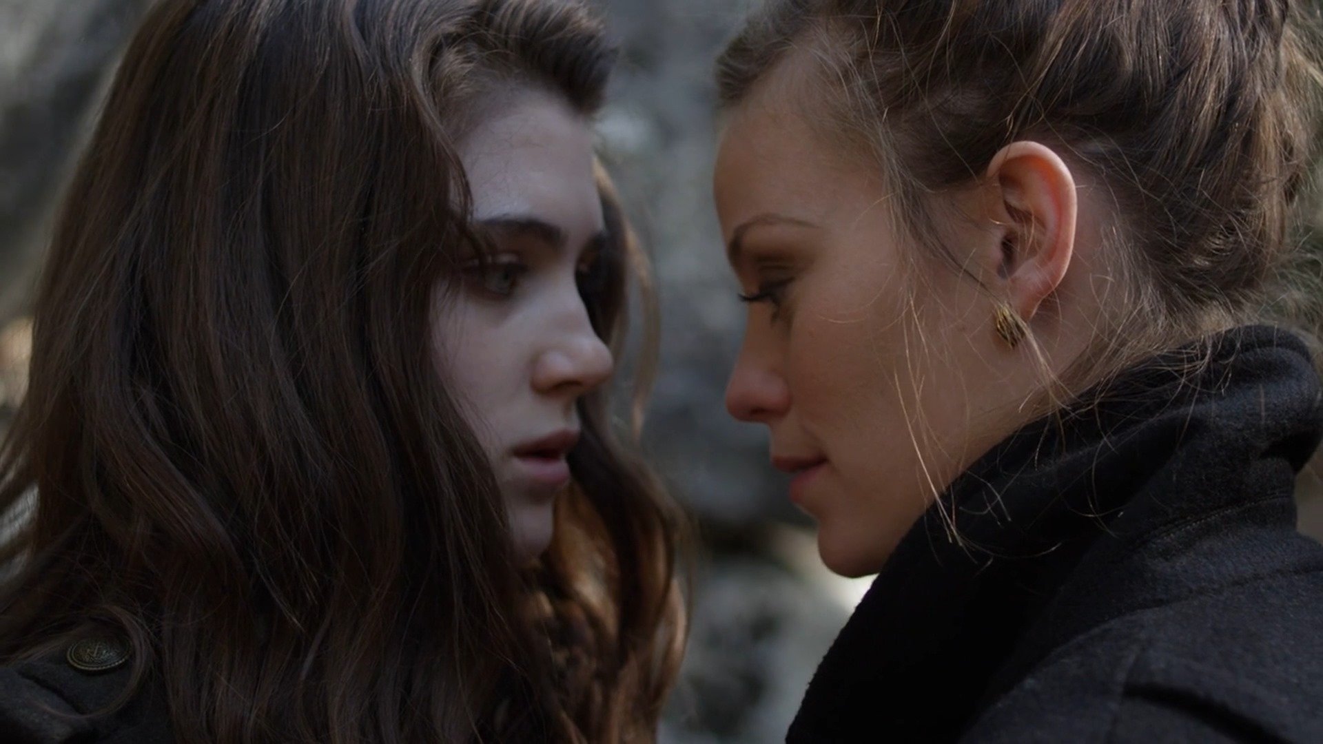 Don't Look Back Background