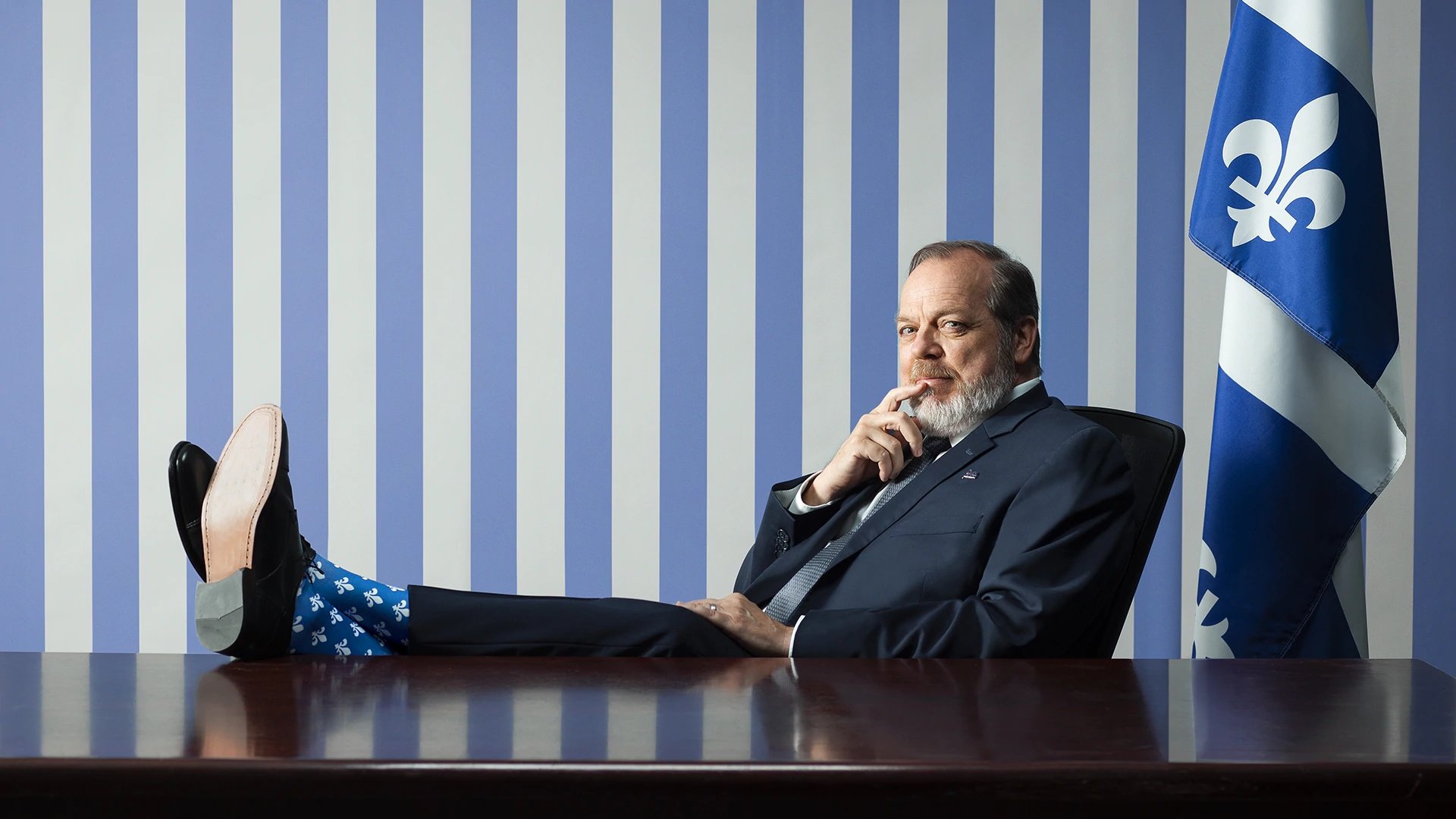 La Maison-Bleue Background