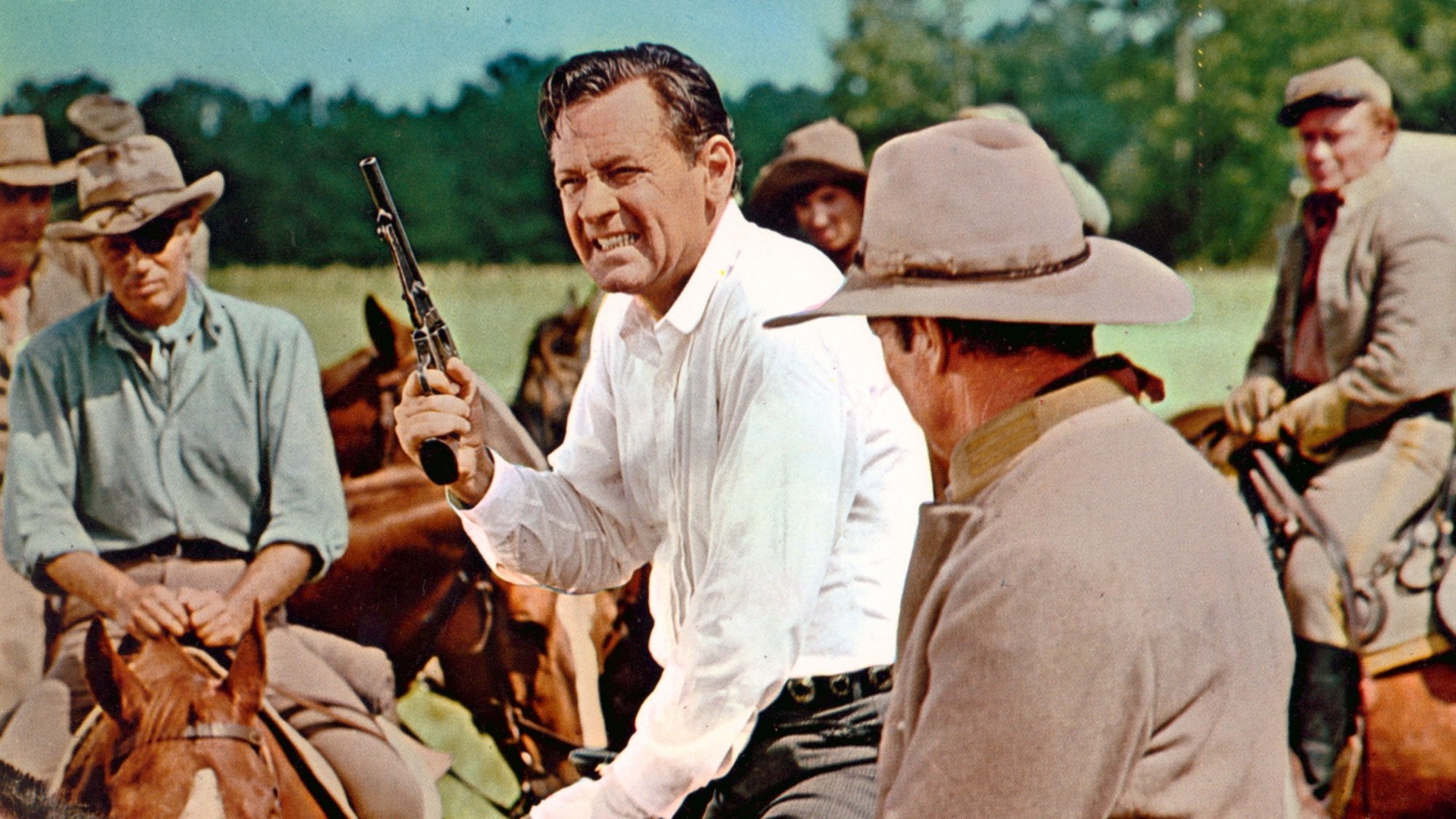 Alvarez Kelly Background