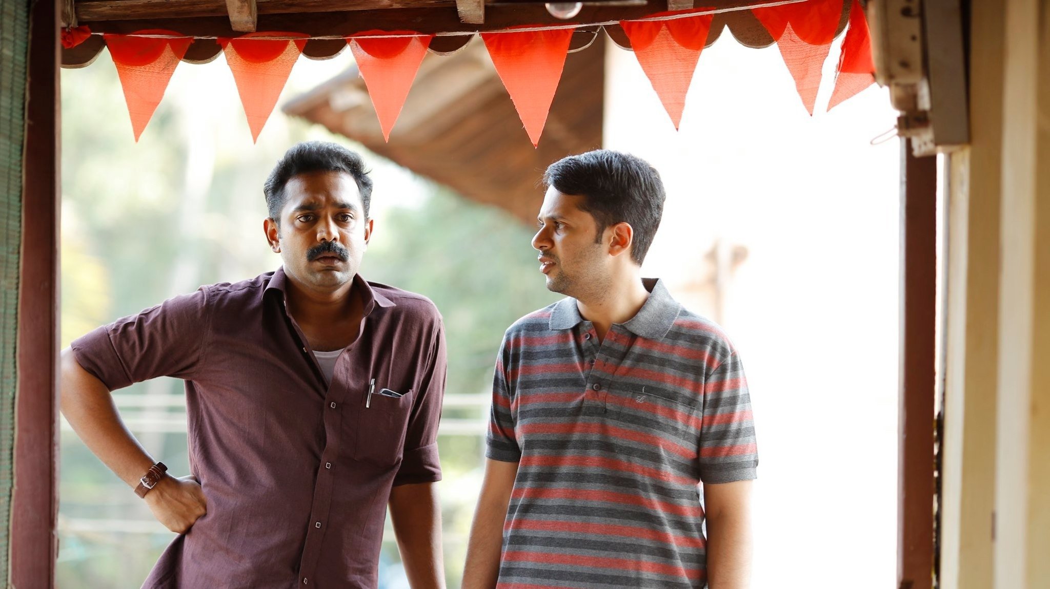 Kakshi: Amminippilla Background