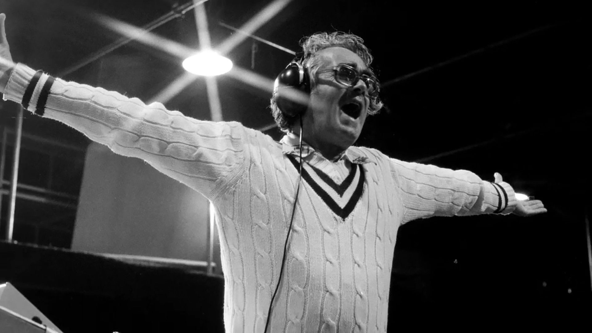 Michel Legrand, sans demi-mesure Background