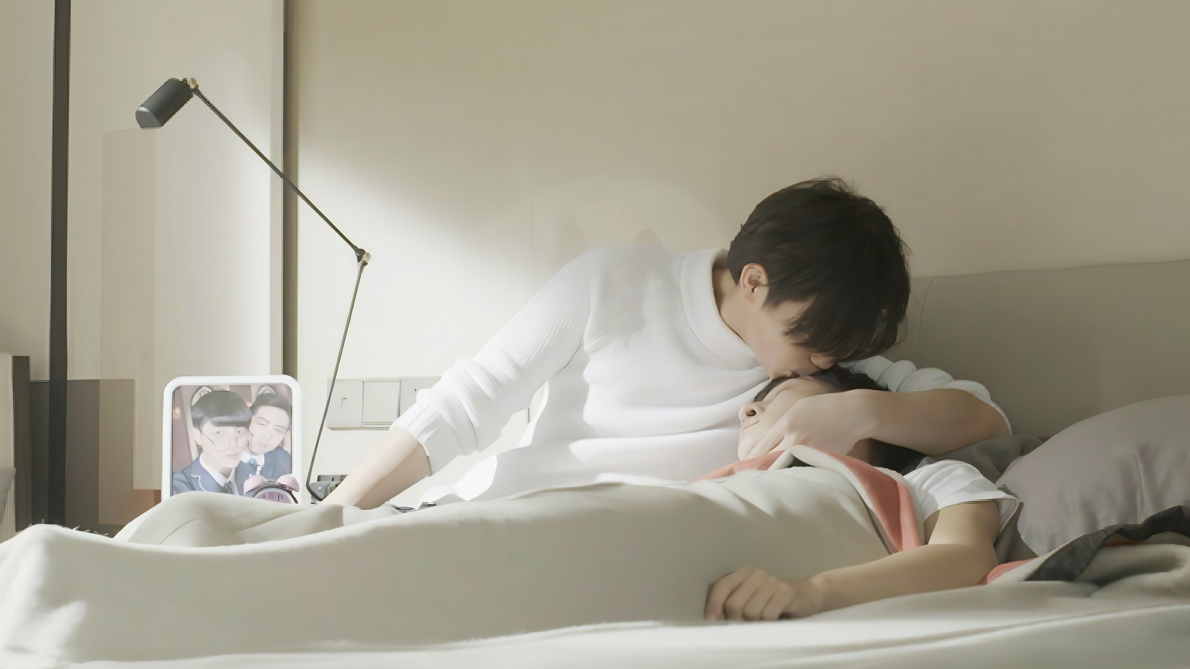 Fanatic Love Background