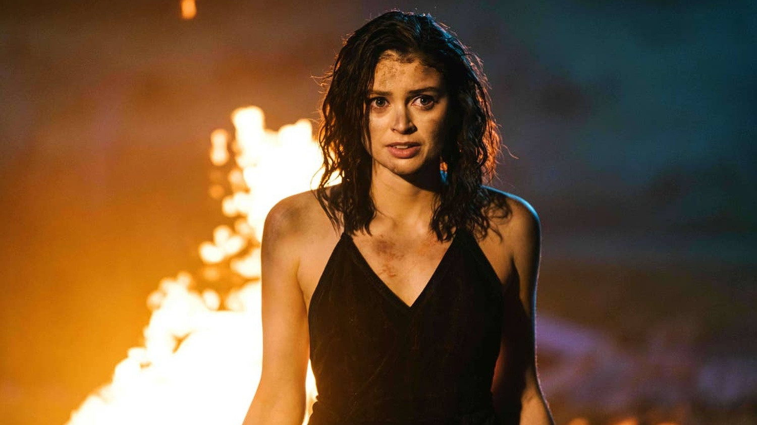 Mira Mira Background