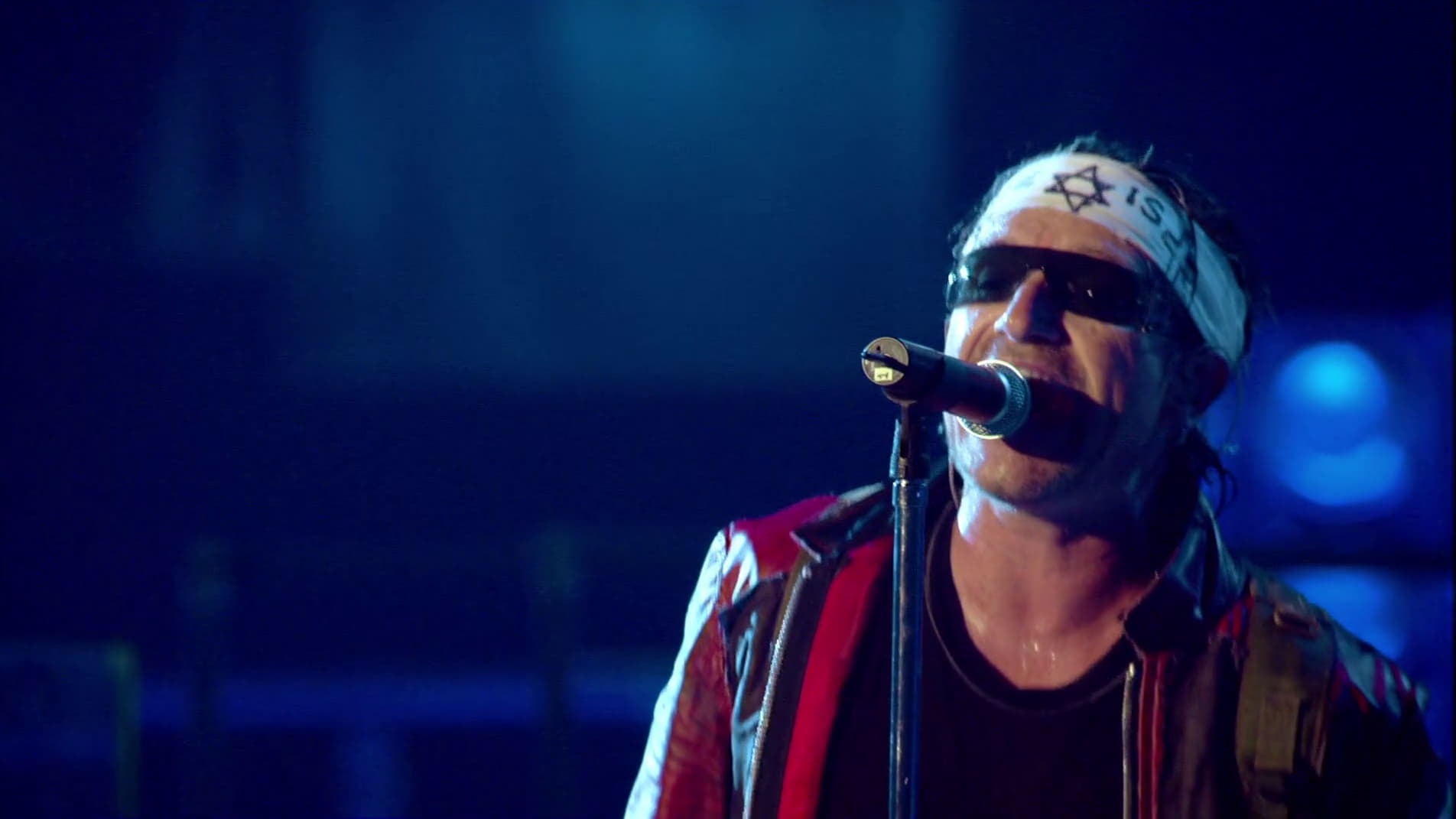 U2: Vertigo 2005 - Live from Chicago Background