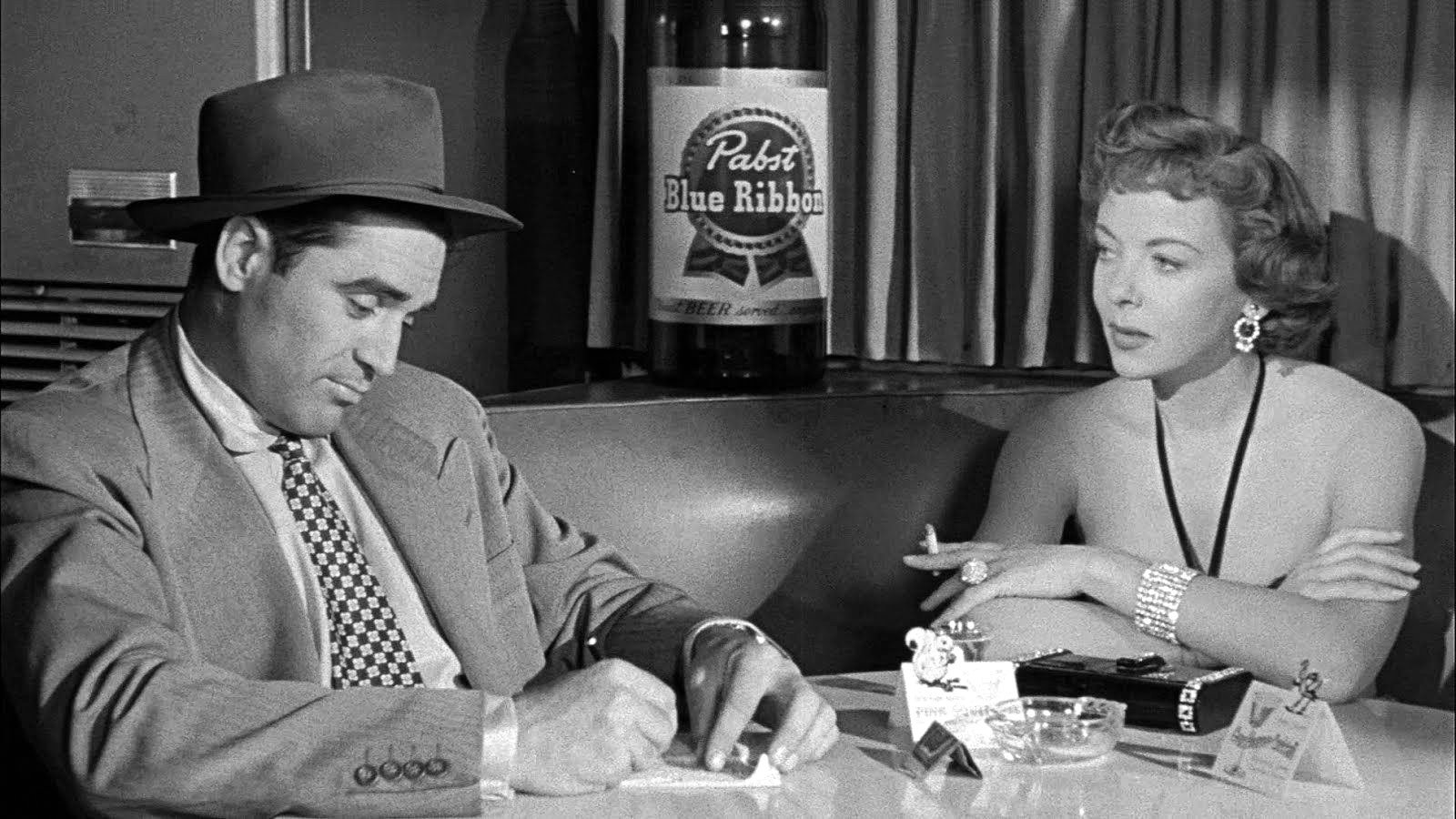 Private Hell 36 Background