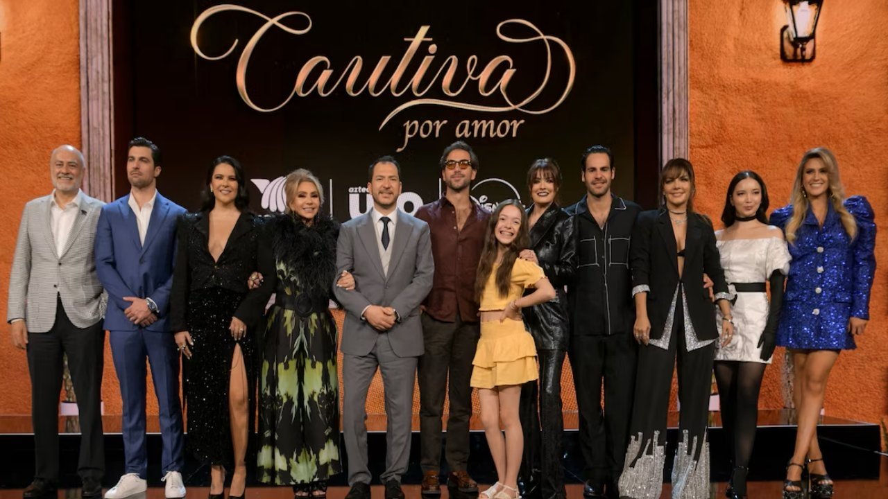 Cautiva por amor Background