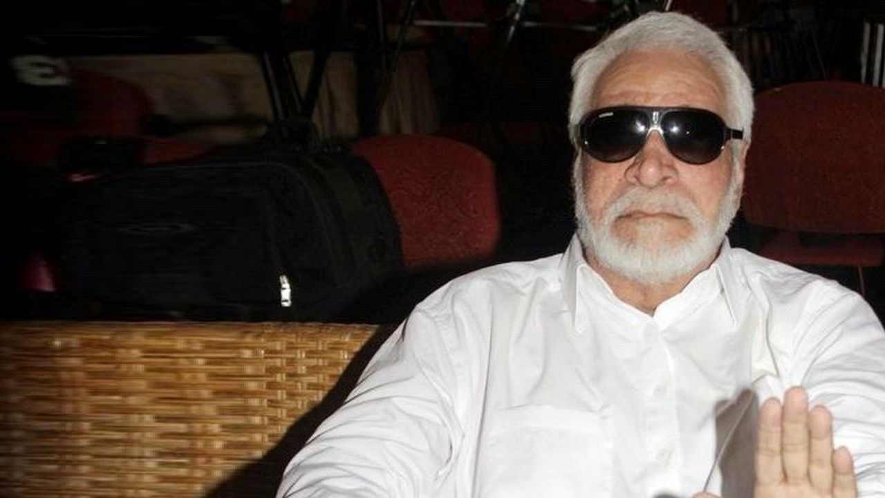 Hasna Mat Background