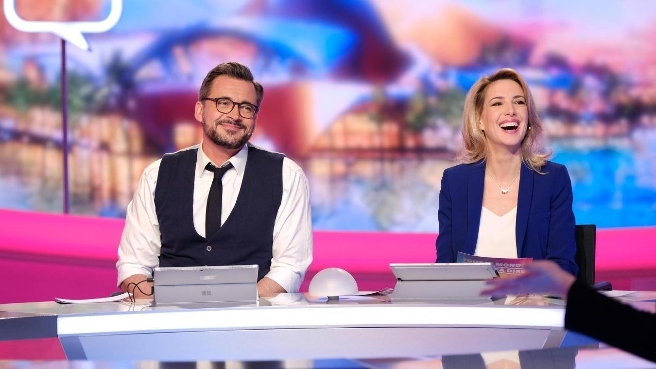 Tout le monde a son mot à dire : Les primes Background