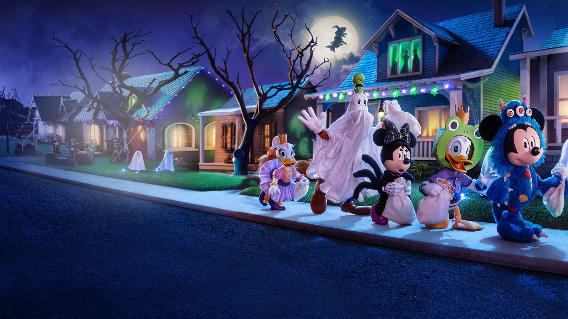 Mickey and Friends: Trick or Treats Background