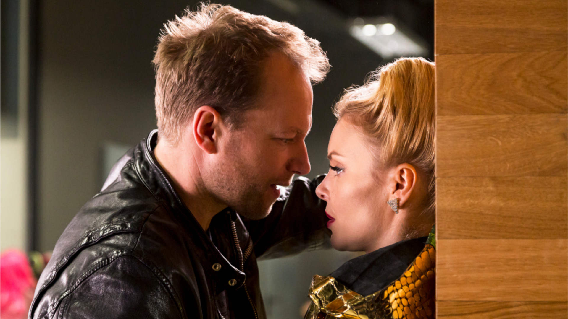 Planet Single 2 Background