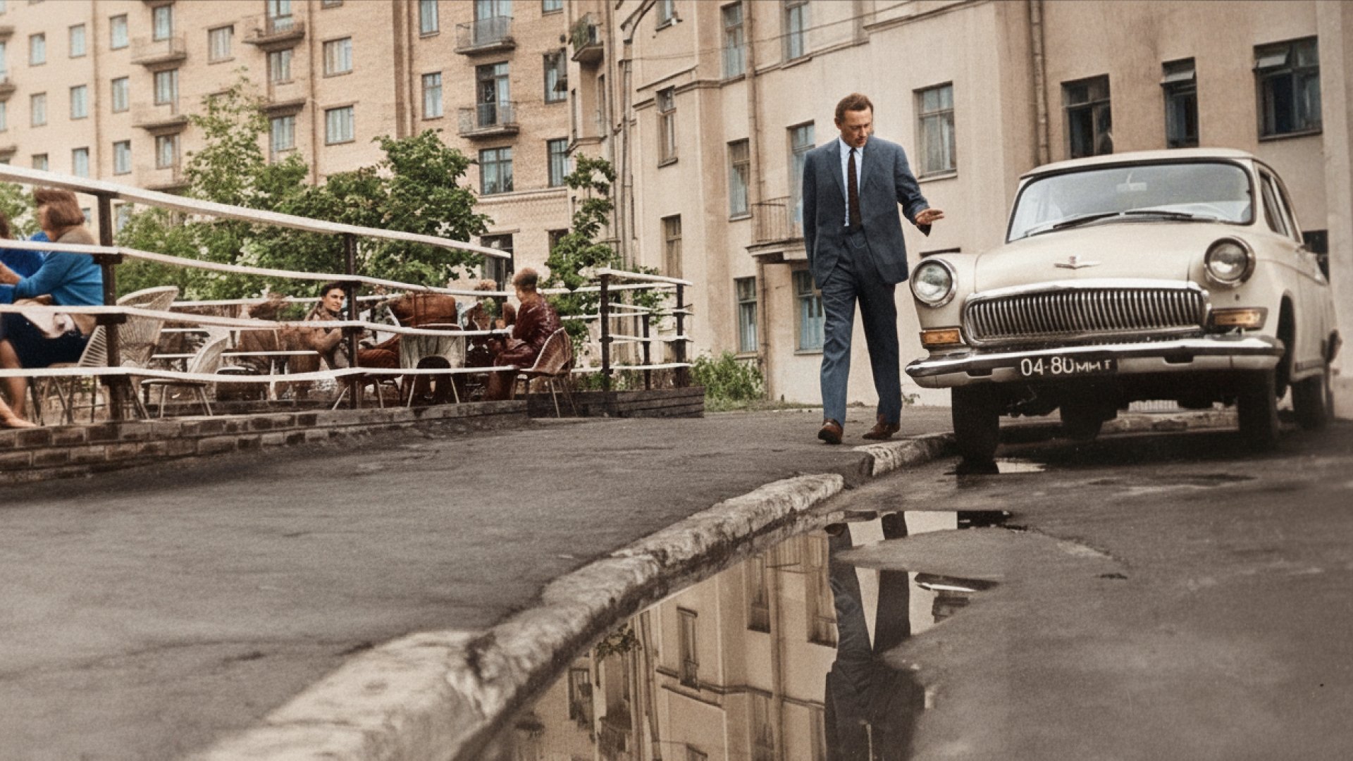 Three Poplars on Plyuschikha Street Background
