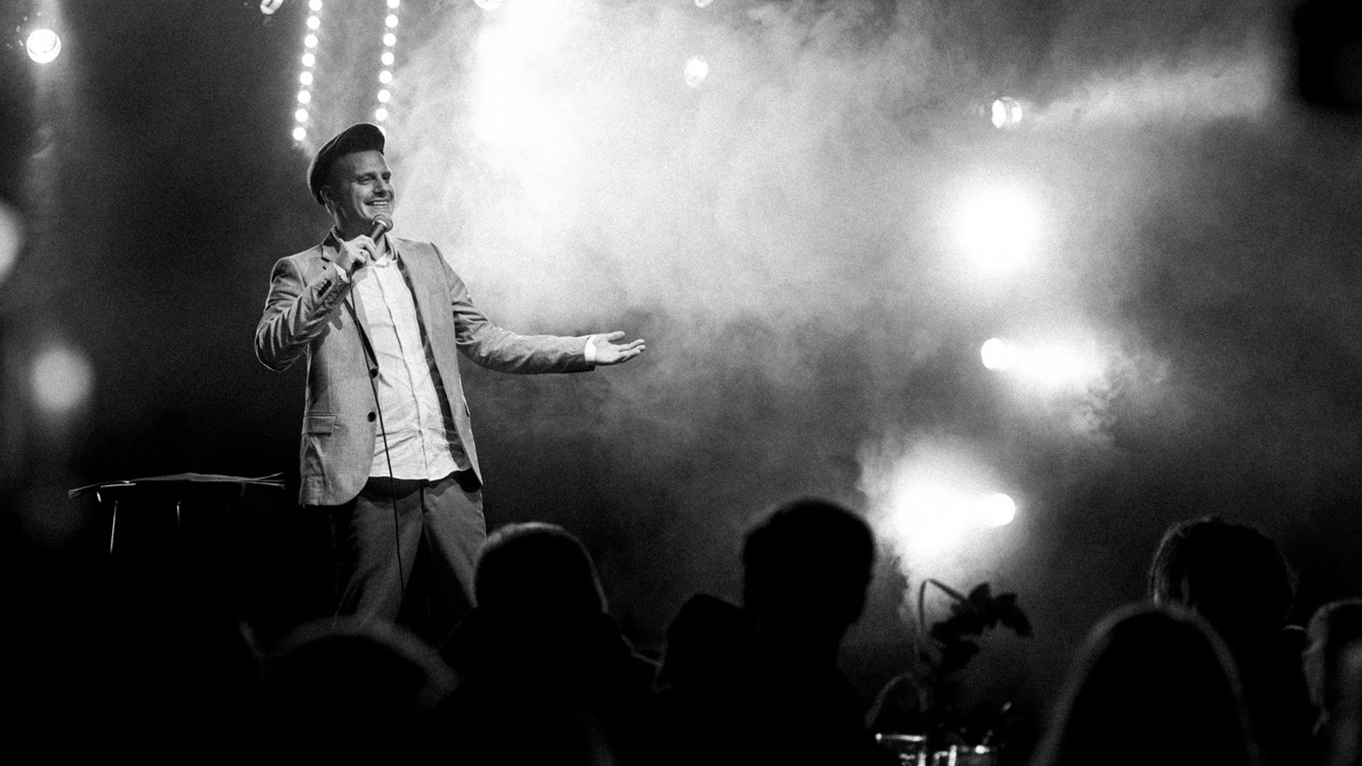 Moritz Neumeier: Ich weiß das doch auch nicht Background