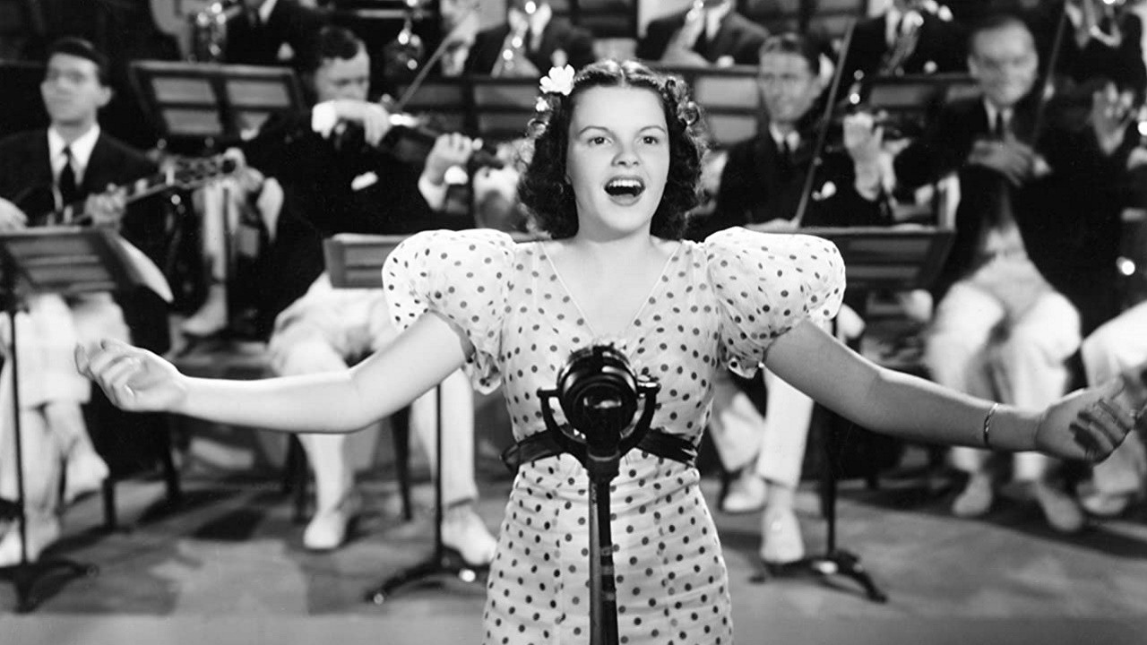 Pigskin Parade Background