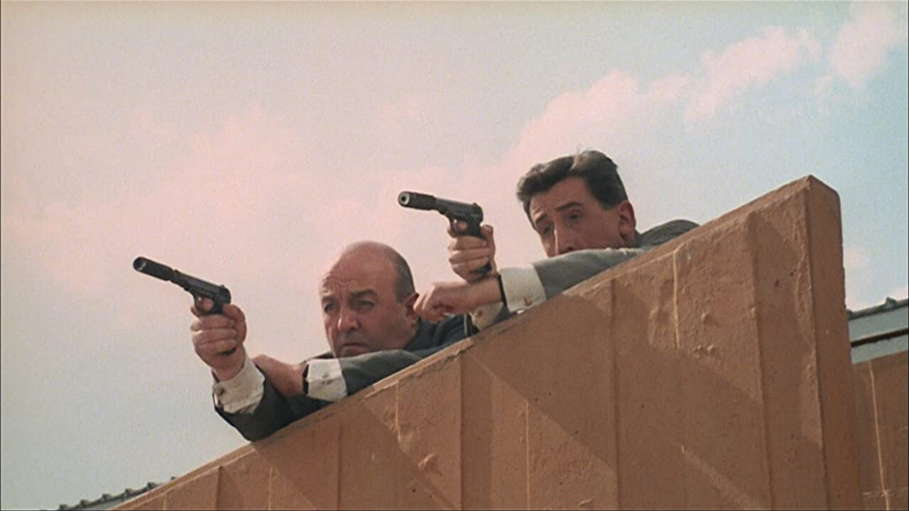 Du mou dans la gâchette Background