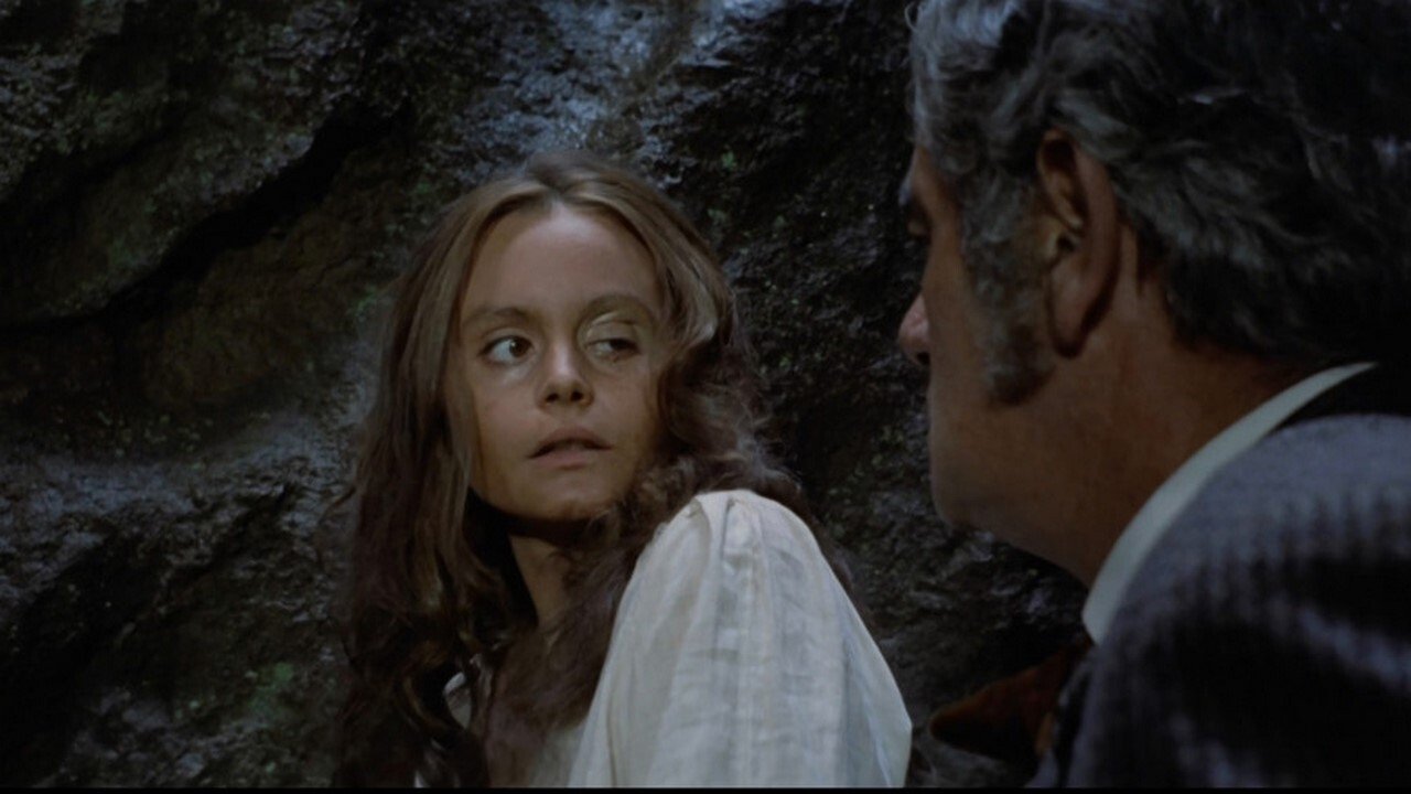 Marianela Background