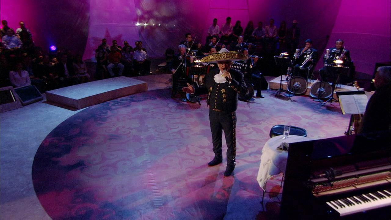 Vicente Fernández: Primera Fila Background