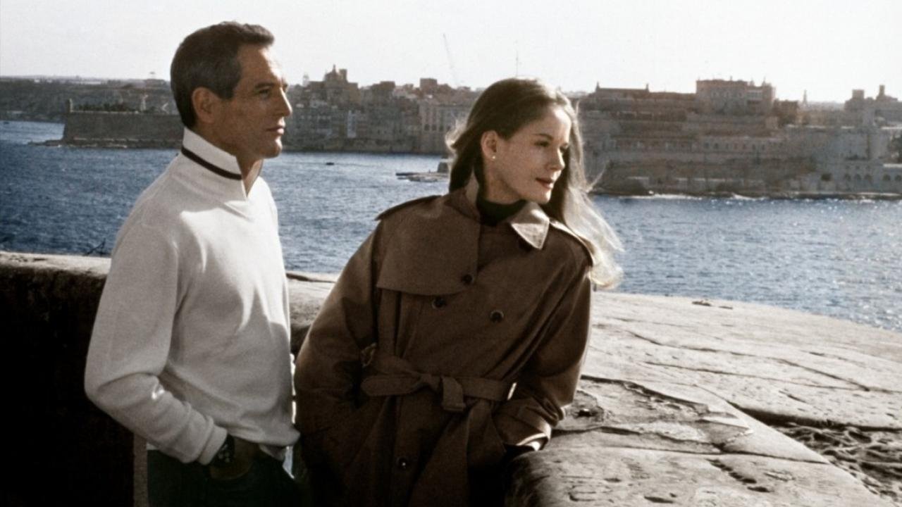 The MacKintosh Man Background