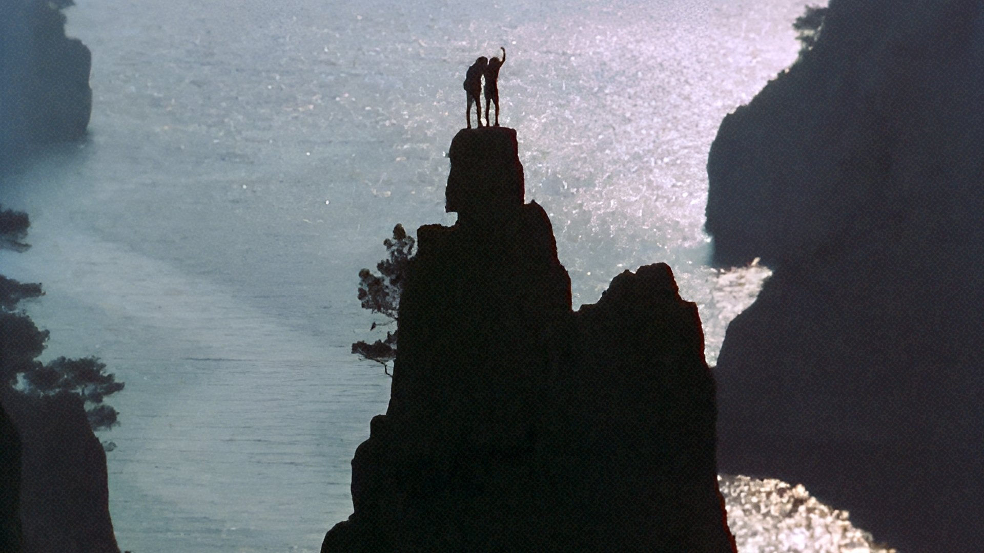 Je Veux Le Soleil Debout Background