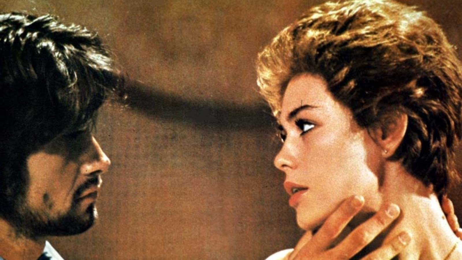 Kleinhoff Hotel Background