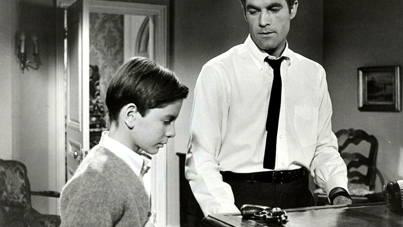 Let's Kill Uncle Background