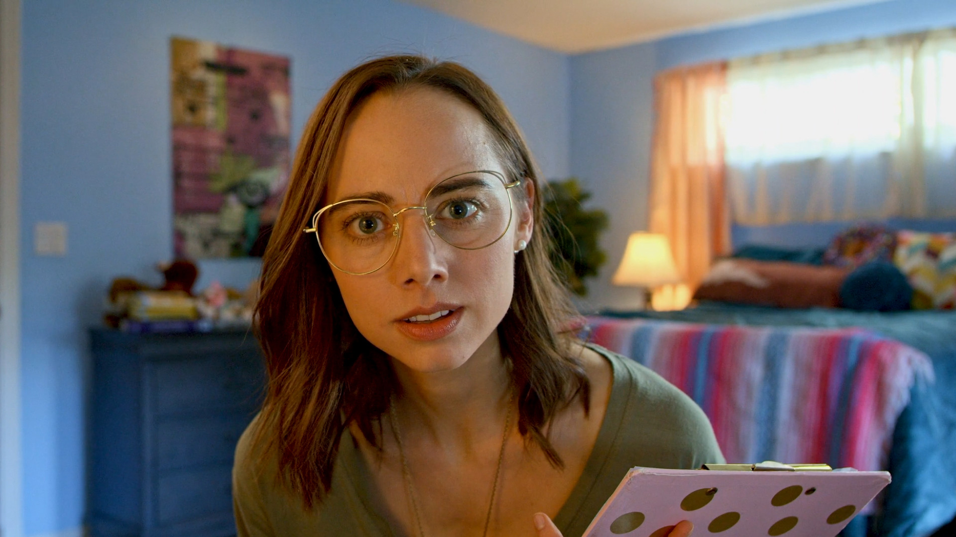 Sally Floss: Digital Detective Background