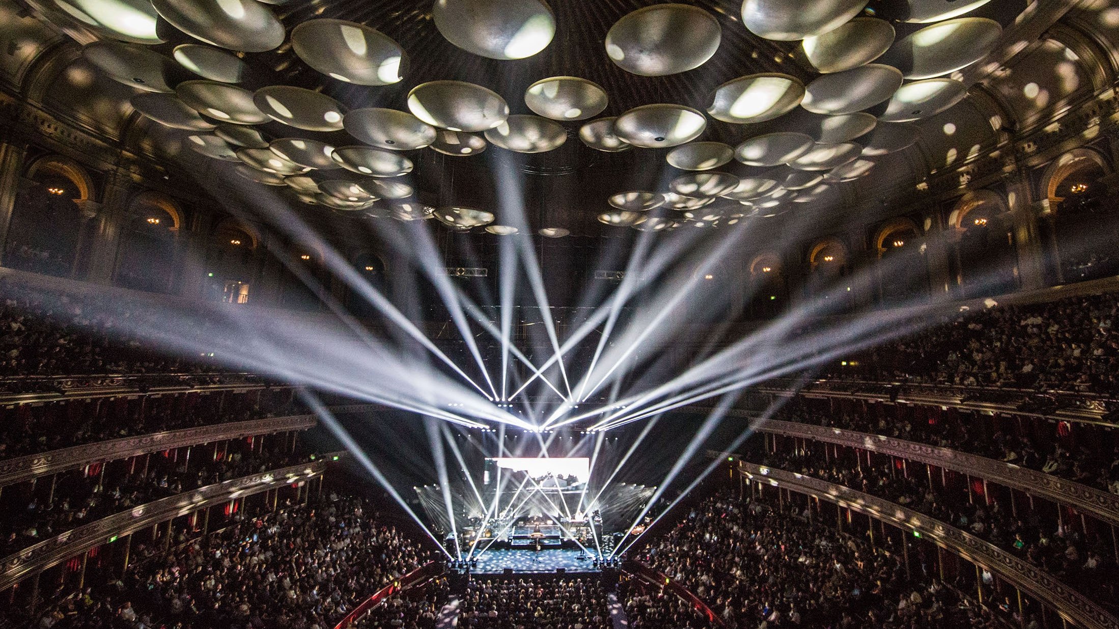 Marillion: All One Tonight - Live At The Royal Albert Hall Background