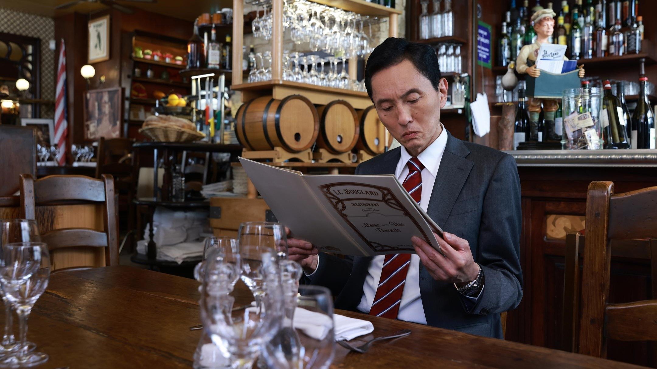 The Solitary Gourmet Background